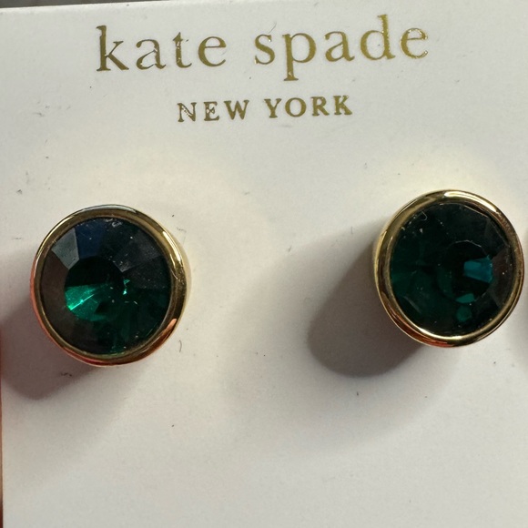NWT Kate spade emerald stud earrings -14k gold filled around gem - Picture 1 of 2